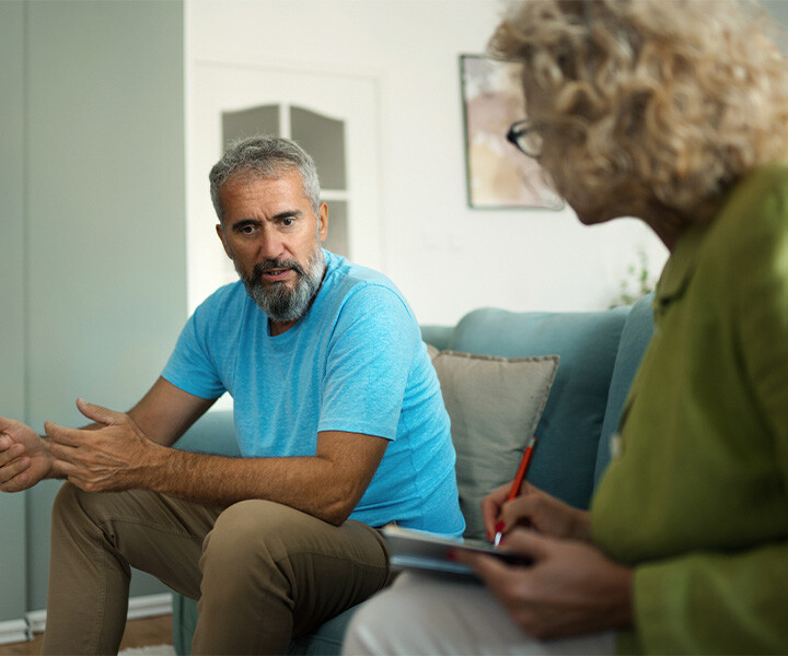 2.3_StubstanceUseTreatment_3Card_Image_720x600_7